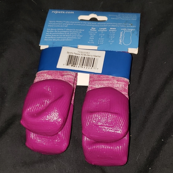 Moncler puffy doggy jacket paw bootys - Picture 5 of 6